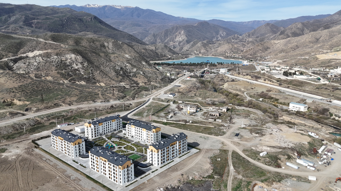 President Ilham Aliyev, First Lady Mehriban Aliyeva attend inauguration of Sugovushan residential complex (PHOTO/VIDEO)