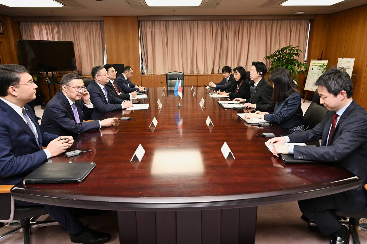 Kazakhstan, Japan enhance cooperation within Middle Corridor framework