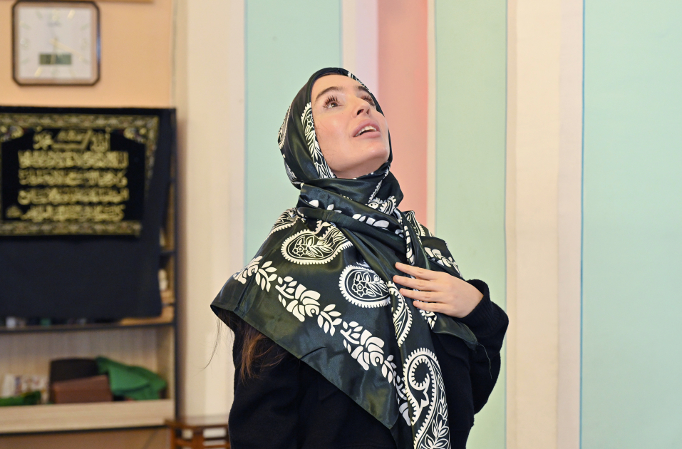 Vice-president of Heydar Aliyev Foundation Leyla Aliyeva visits Sakina Khanum mosque in Guba (PHOTO)