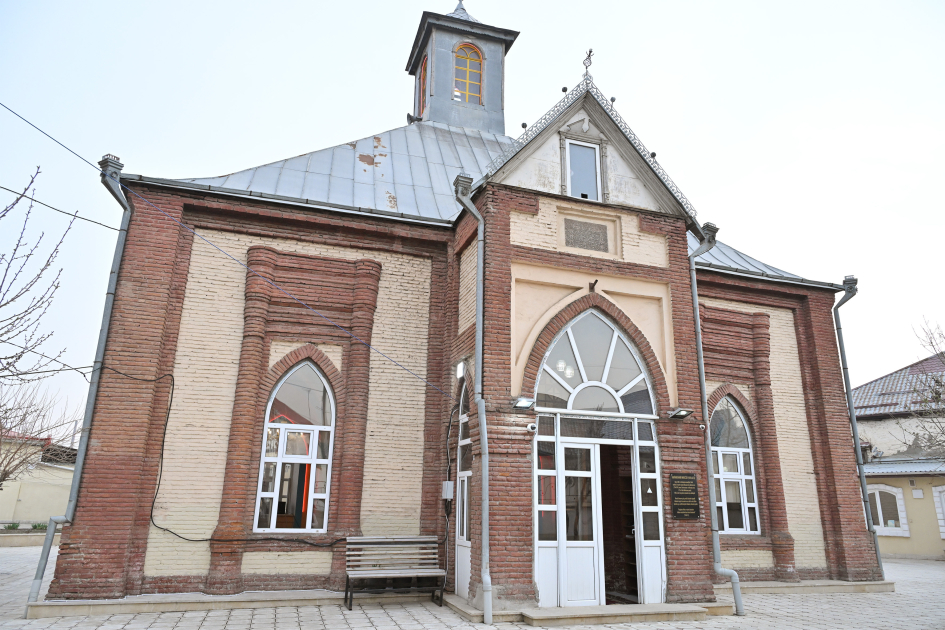 Vice-president of Heydar Aliyev Foundation Leyla Aliyeva visits Sakina Khanum mosque in Guba (PHOTO)