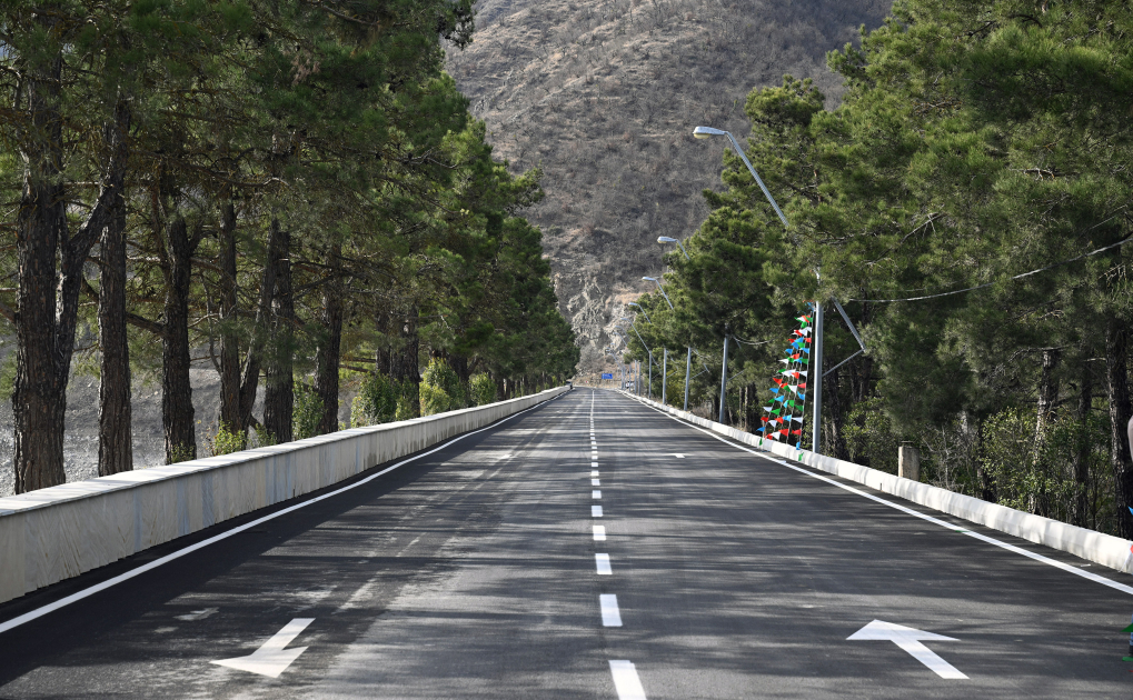 President Ilham Aliyev, First Lady Mehriban Aliyeva attend inauguration of highway from Sarsang Reservoir to Umudlu village in Aghdara (PHOTO/VIDEO)