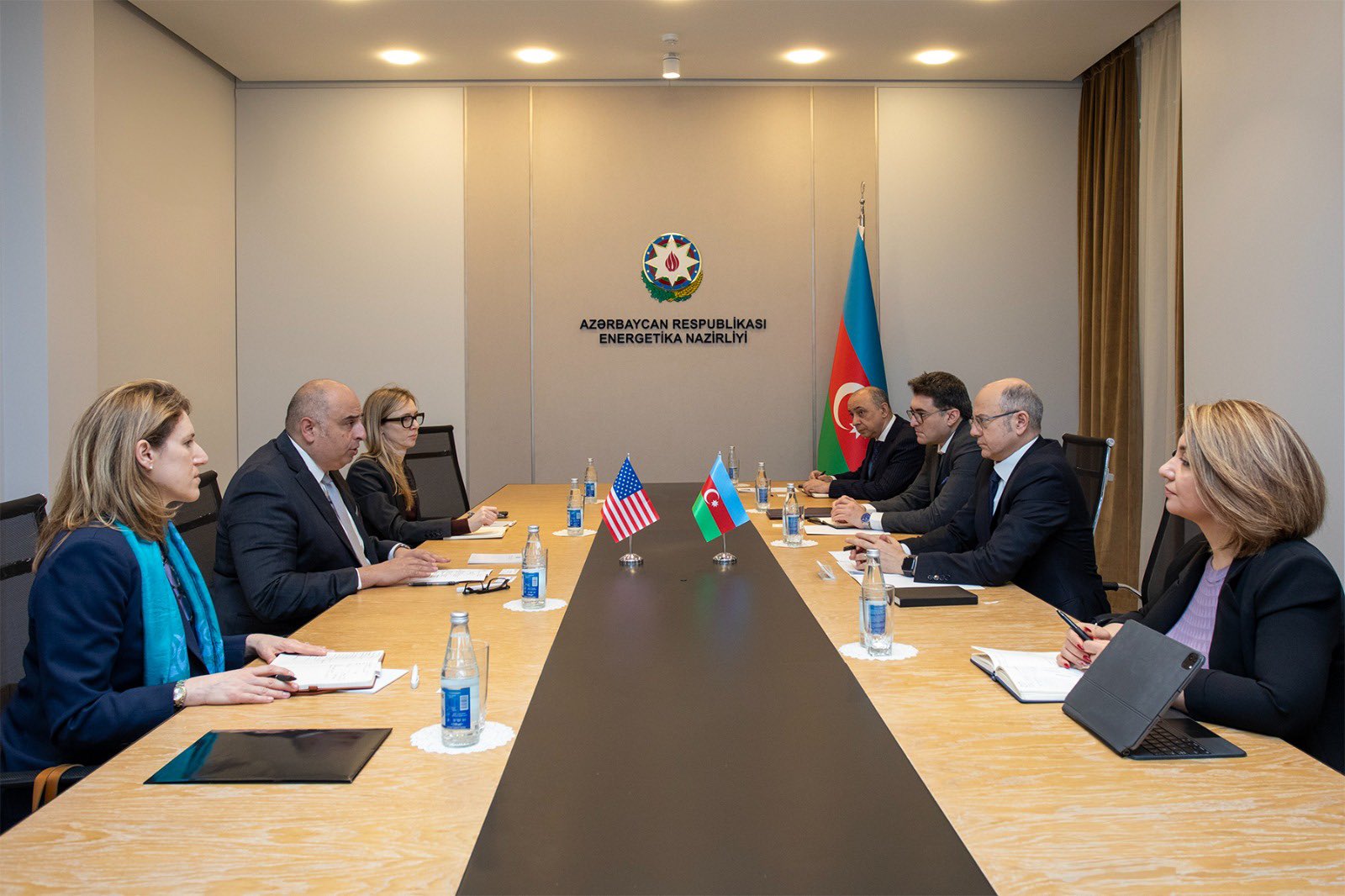 Azerbaijan, US explore thriving future for long-term energy co-op (PHOTO)