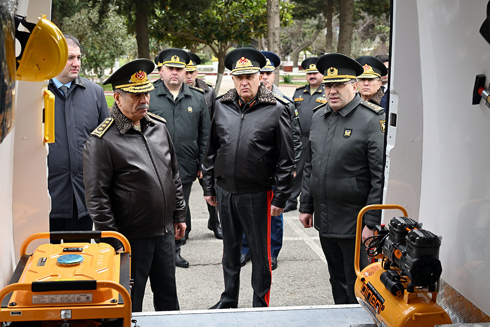 Azerbaijani defense minister reviews special vehicles designed for ambulatory services (VIDEO)