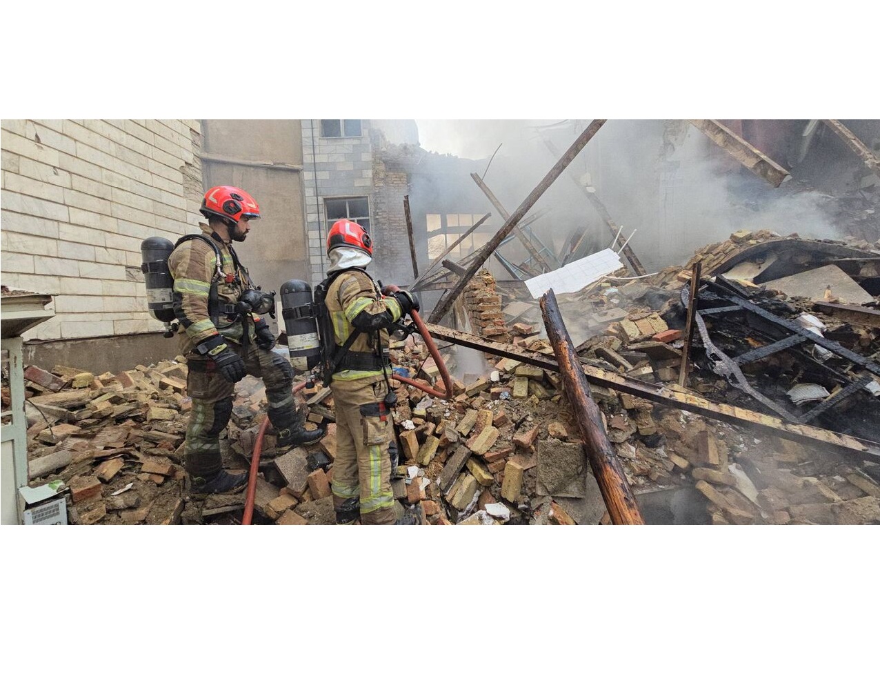 Explosion rocks in residential building in Tehran