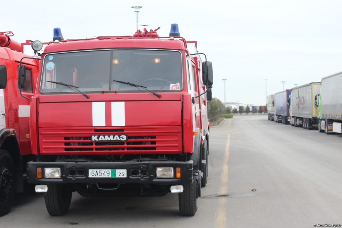 Azerbaijan deploys urgent material-technical assistance to Kyrgyzstan  (PHOTO)