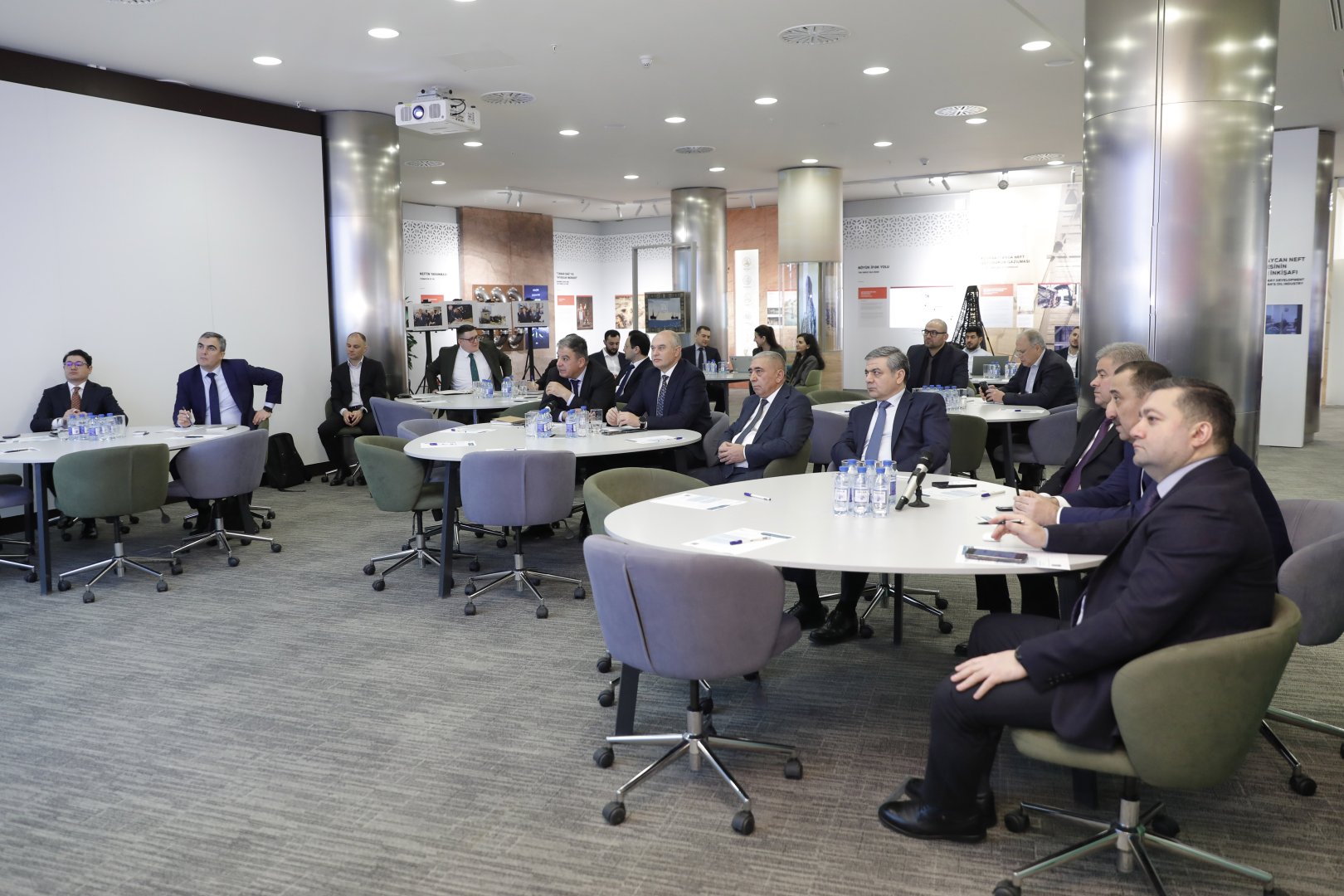 SOCAR upskills workforce with new compliance training initiative (PHOTO)