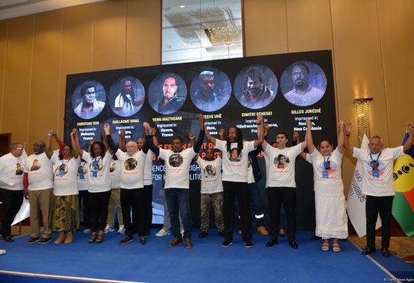 Azerbaijan's Baku hosts flashmob on colonial regime fighters (PHOTO)