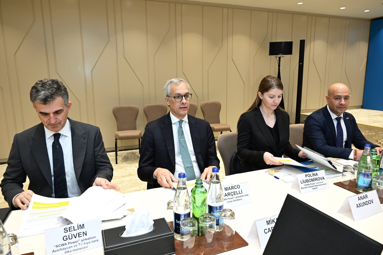 Azerbaijan, ACWA Power brainstorm seawater desalination project (PHOTO)