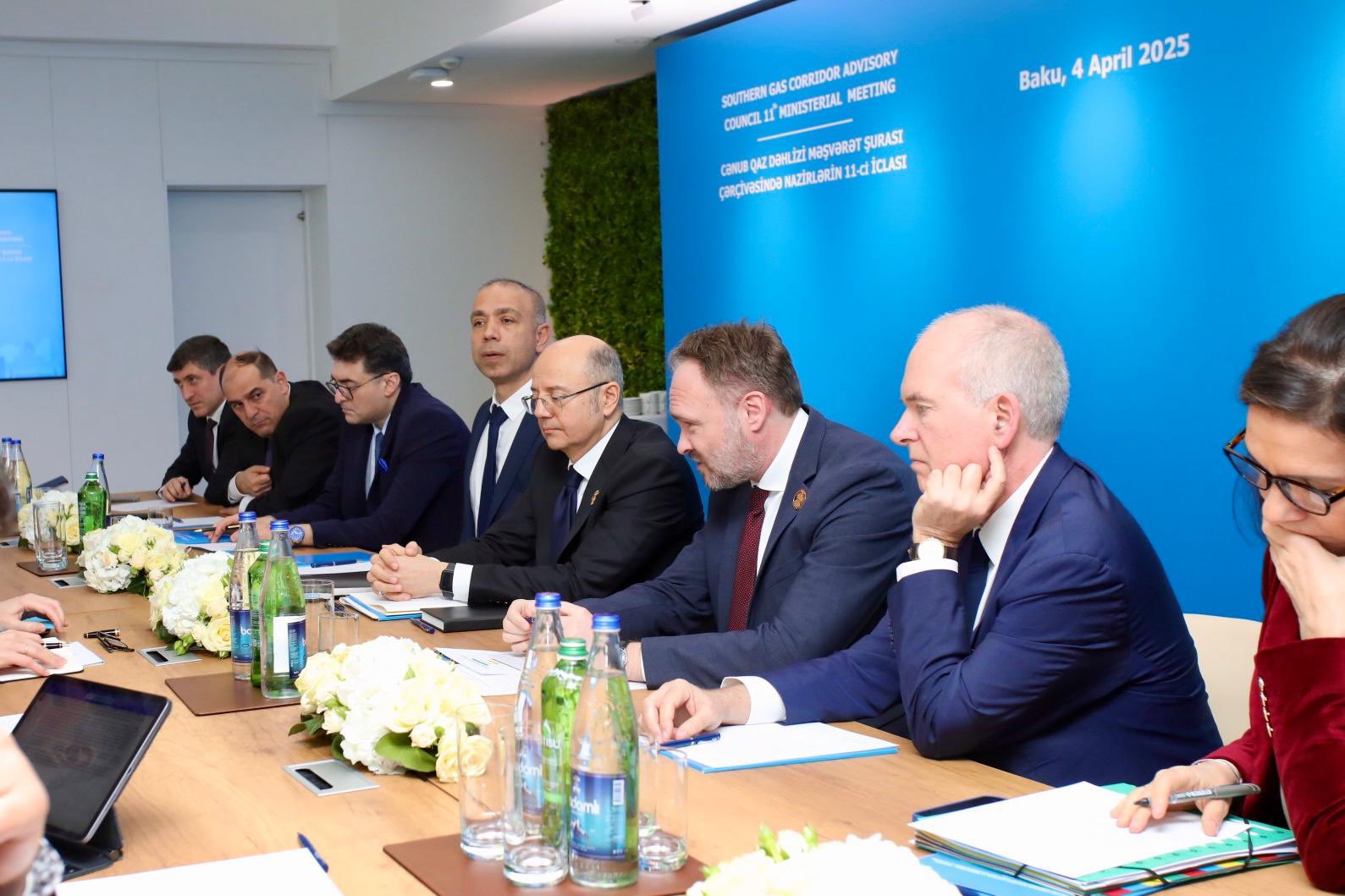 Azerbaijan, EU focus on shots for offshore wind energy dev't in Caspian Sea (PHOTO)