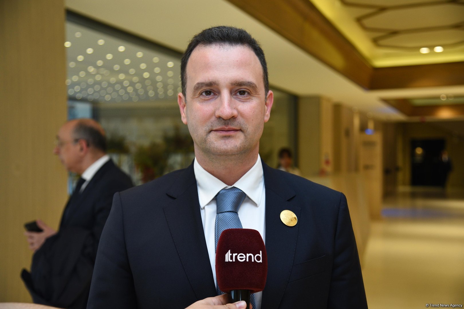 Bulgarian energy minister talks on significance of new electricity corridor project with Azerbaijan (Exclusive)