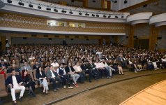 President of Baku Media Center Arzu Aliyeva attends premiere of "Taghiyev: Tsar" at Nizami Cinema Center (PHOTO)