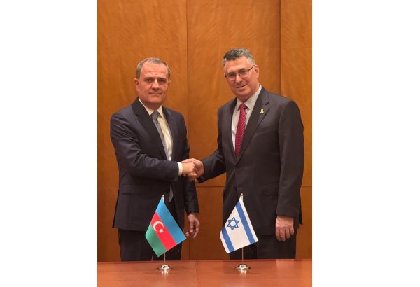 Azerbaijani FM briefs Israeli counterpart on peace process talks with Armenia