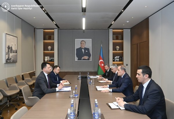 Azerbaijan, Moldova discuss strategic regional and global issues