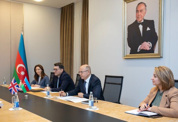 Azerbaijan, UK explore new frontiers in green energy and interconnector projects (PHOTO)
