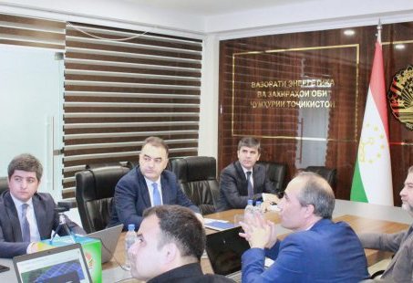 Tajikistan, IRENA putting their heads together to explore renewable energy cooperation