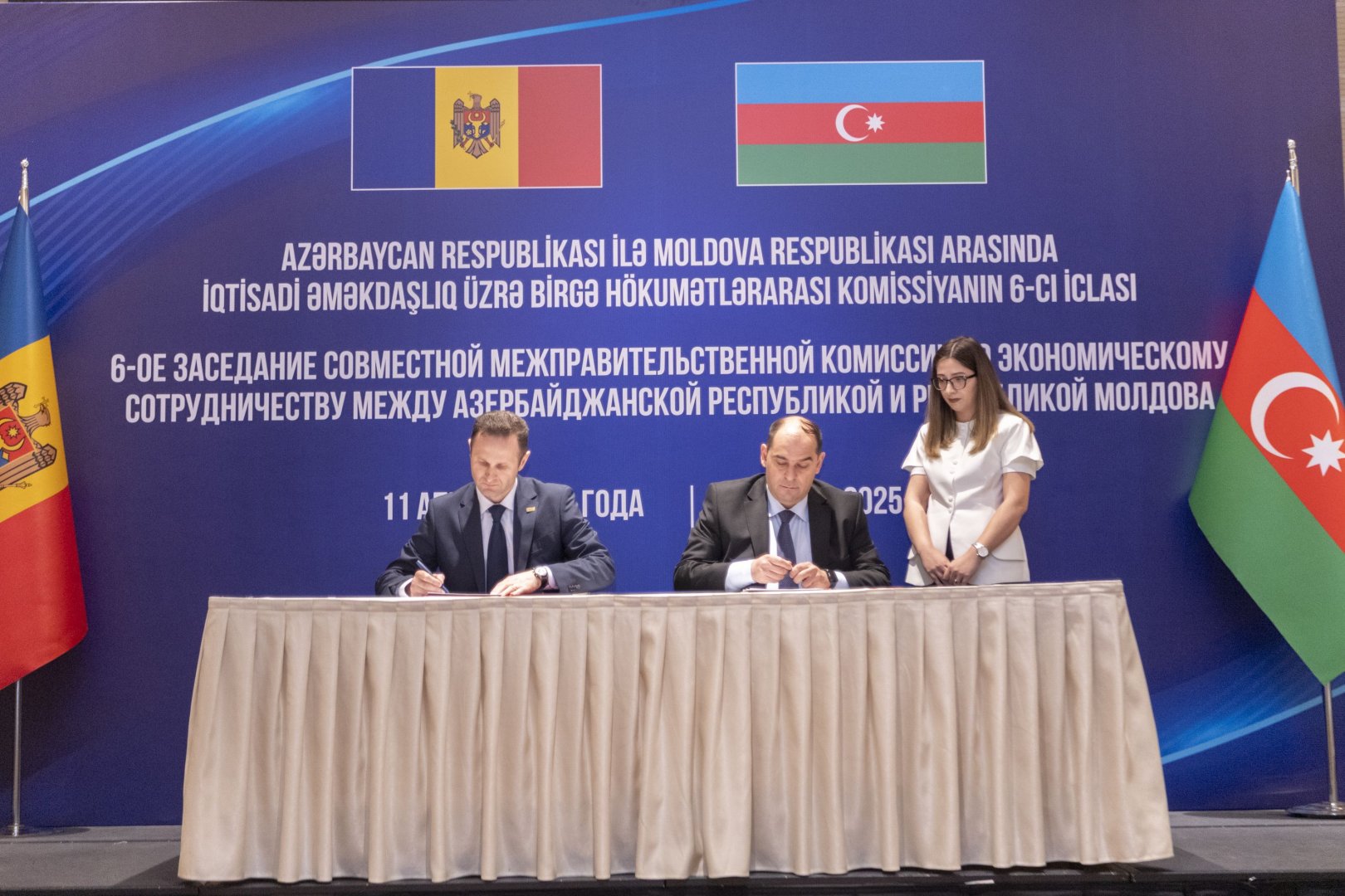Azerbaijan, Moldova sign memorandum on renewable energy cooperation
