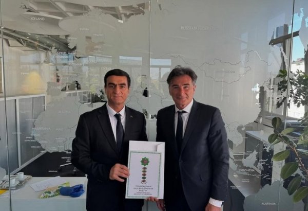 Turkmenistan, IRU explore new avenues for transport and logistics co-op