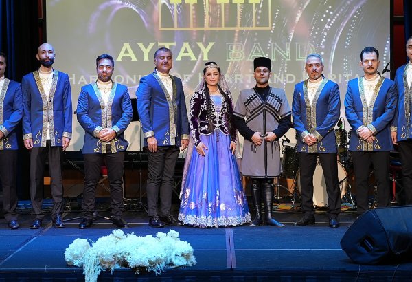 Sydney's stage sparkles with Australia's first-ever Azerbaijani music group performance (PHOTO)