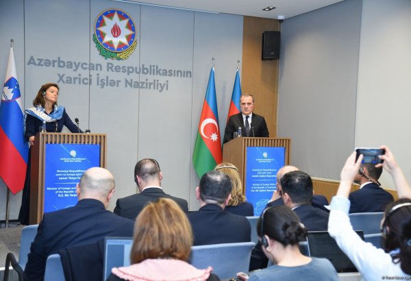 Azerbaijan stresses peace deal with Armenia hinges on resolving key issues