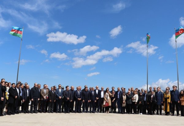 Foreign diplomats briefed on building, installation work in Azerbaijan's Khankendi (PHOTO)