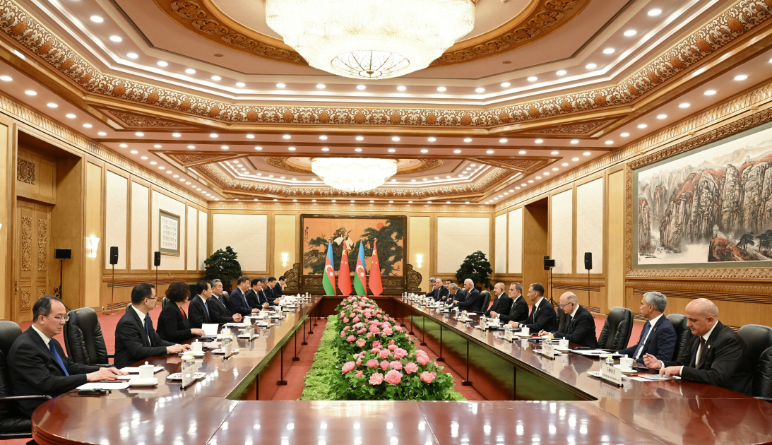 President Ilham Aliyev holds expanded meeting with President Xi Jingping (PHOTO/VIDEO)