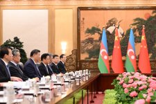 President Ilham Aliyev holds expanded meeting with President Xi Jingping (PHOTO/VIDEO)