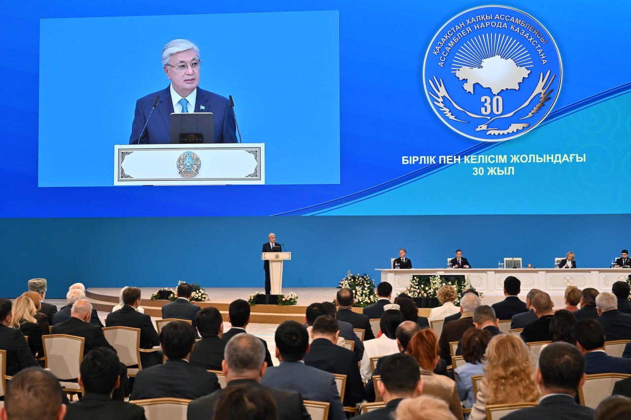 Kazakh president describes stance of ties with Azerbaijan post-Aktau jet mishap