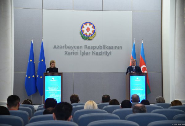 We expect Armenian and French authorities to react to burning of Azerbaijani and Turkish flags - FM