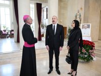 President Ilham Aliyev, First Lady Mehriban Aliyeva visit Church of Immaculate Conception of Blessed Virgin Mary in Baku, offer condolences over death of Pope Francis (PHOTO/VIDEO)