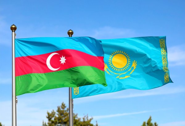 AIFC describes Azerbaijani-Kazakh economy-friendly Caspian fiber-optic opportunities