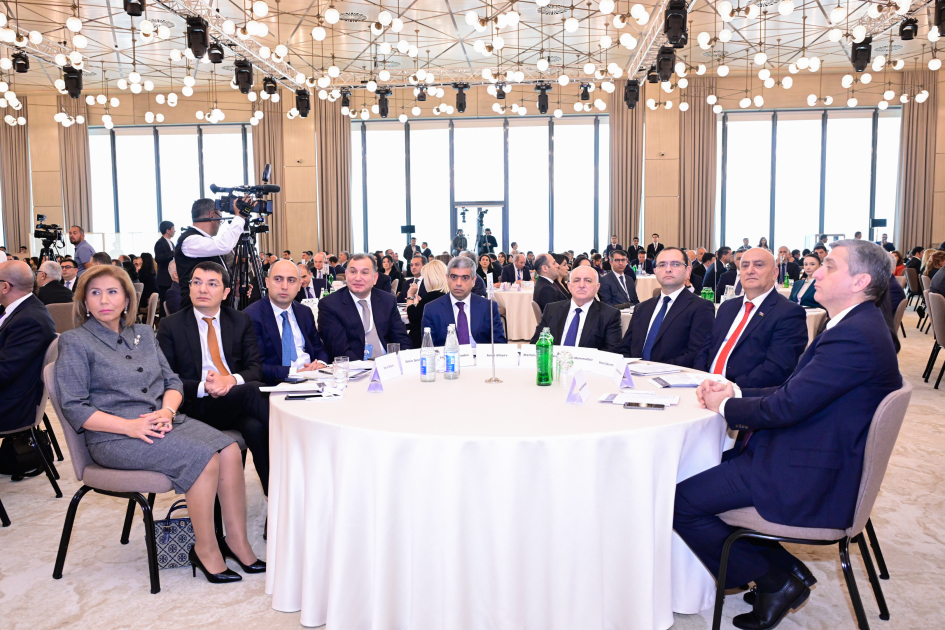 Conference in Azerbaijan's Baku examines impact of digitalization and AI on employment (PHOTO)