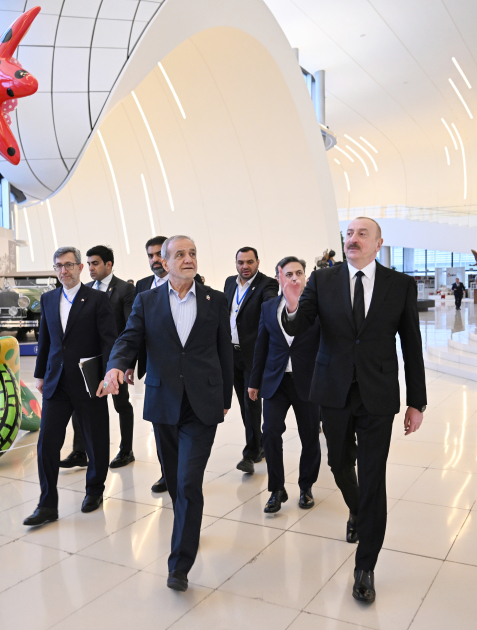President Ilham Aliyev, President Masoud Pezeshkian attend Azerbaijan-Iran business forum (PHOTO/VIDEO)