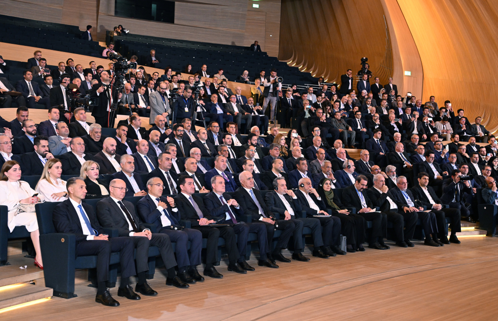 President Ilham Aliyev, President Masoud Pezeshkian attend Azerbaijan-Iran business forum (PHOTO/VIDEO)