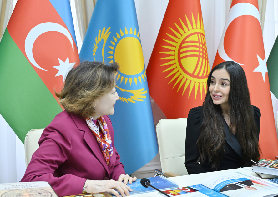 Heydar Aliyev Foundation VP Leyla Aliyeva and Head of Baku Media Center Arzu Aliyeva visit Turkic Culture and Heritage Foundation (PHOTO)