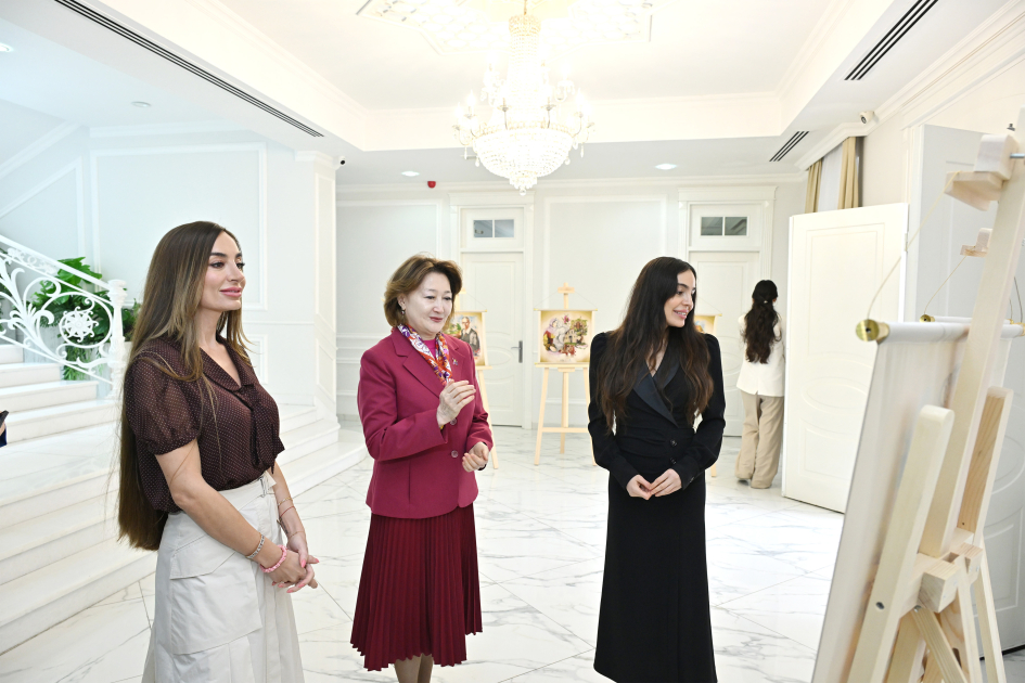 Heydar Aliyev Foundation VP Leyla Aliyeva and Head of Baku Media Center Arzu Aliyeva visit Turkic Culture and Heritage Foundation (PHOTO)
