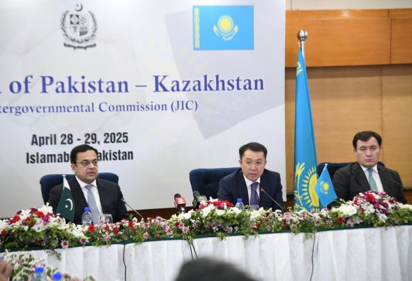 Kazakhstan, Pakistan forge ahead with new deals in trade and transportation