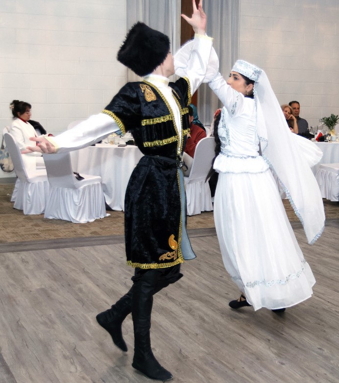 Azerbaijani diaspora successfully promotes nation's culture in Canada (PHOTO)