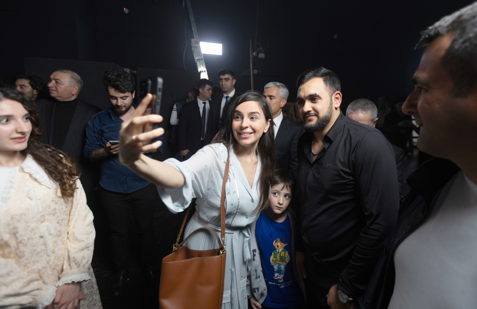 Vice-President of Heydar Aliyev Foundation Leyla Aliyeva and President of Baku Media Center Arzu Aliyeva attend “Only Culture” musical and artistic program (PHOTO)