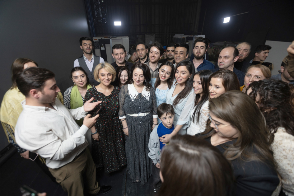 Vice-President of Heydar Aliyev Foundation Leyla Aliyeva and President of Baku Media Center Arzu Aliyeva attend “Only Culture” musical and artistic program (PHOTO)