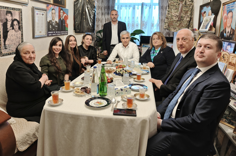Vice-President of Heydar Aliyev Foundation Leyla Aliyeva and Arzu Aliyeva visit Polad Hashimov's home (PHOTO)