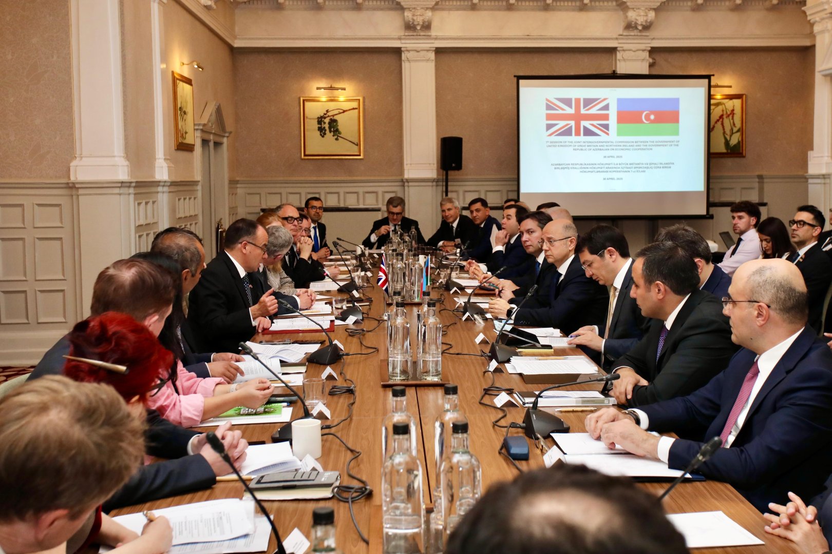 UK extends credit to Azerbaijan for green energy projects