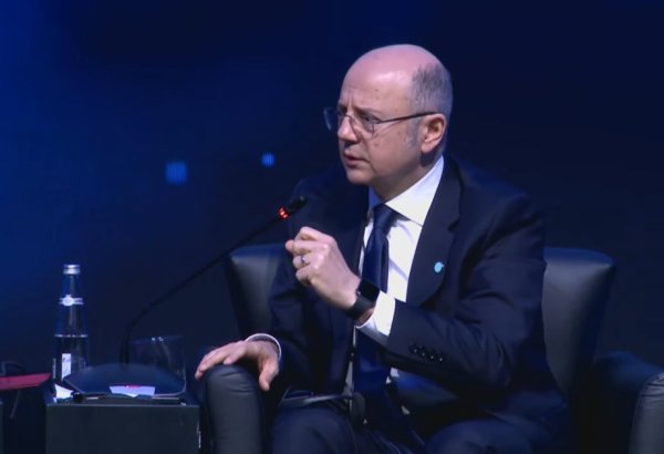 Azerbaijan prioritizes dev' of all energy sources - minister (PHOTO)