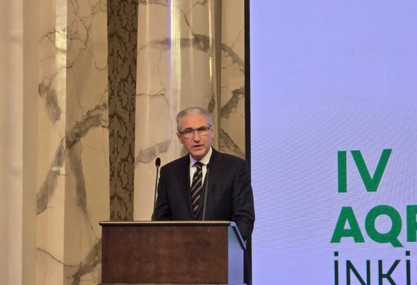 Azerbaijan urges innovative, biological approaches to backup agro-park dev't