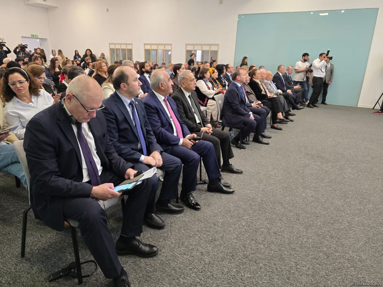 Azerbaijan's Baku inaugurates International Carpet Forum (PHOTO)