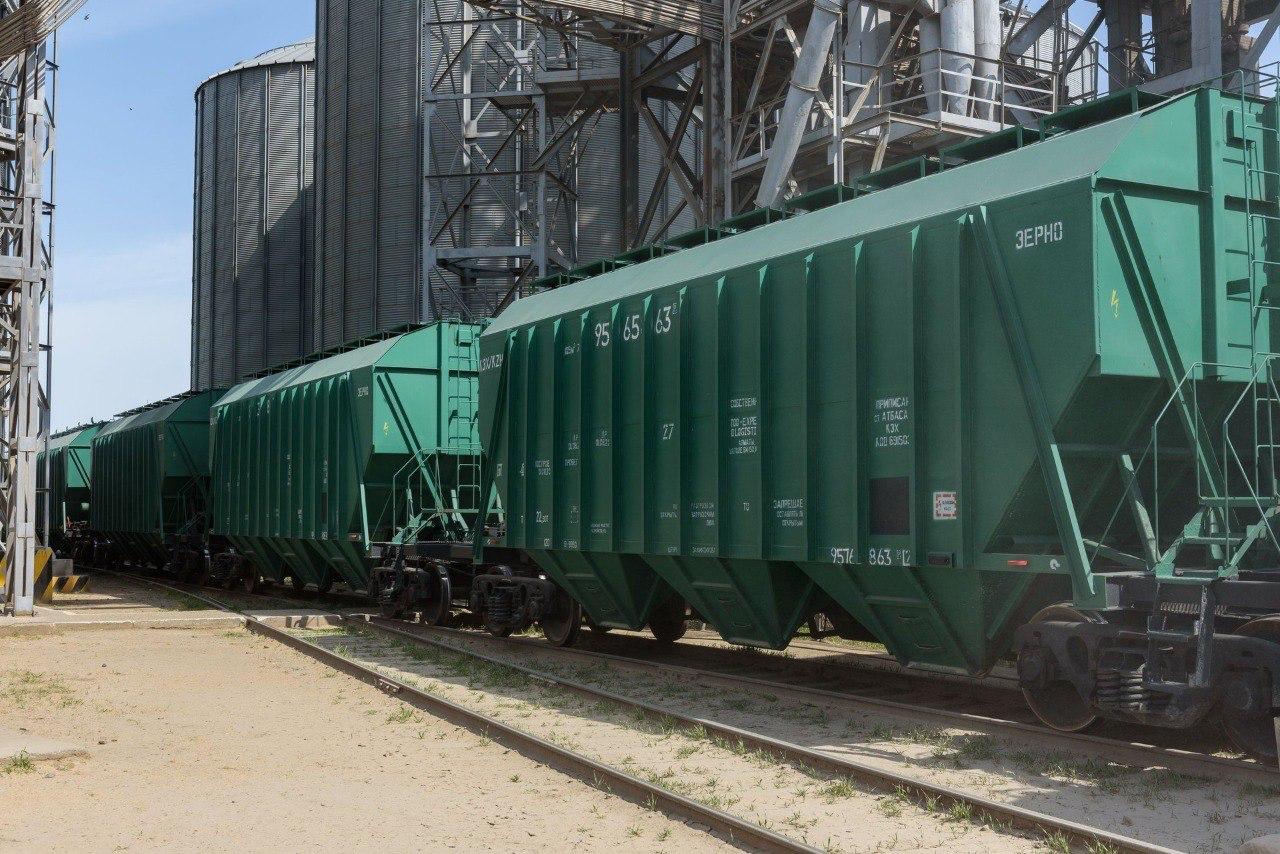 Kazakhstan's rail freight sees strong growth in 5M2025