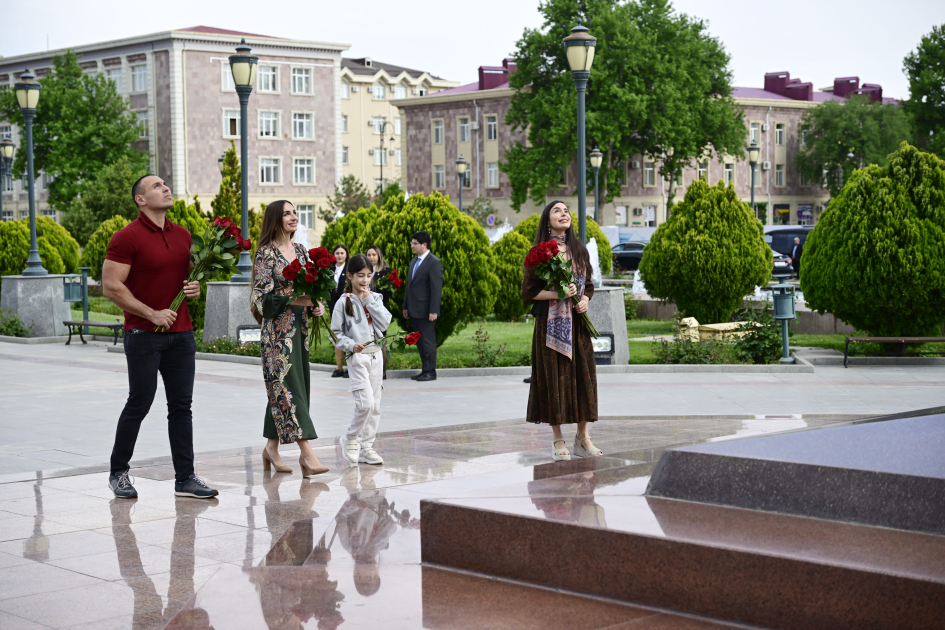 Vice President of Heydar Aliyev Foundation Leyla Aliyeva and Head of Baku Media Center Arzu Aliyeva visit Nakhchivan (PHOTO)