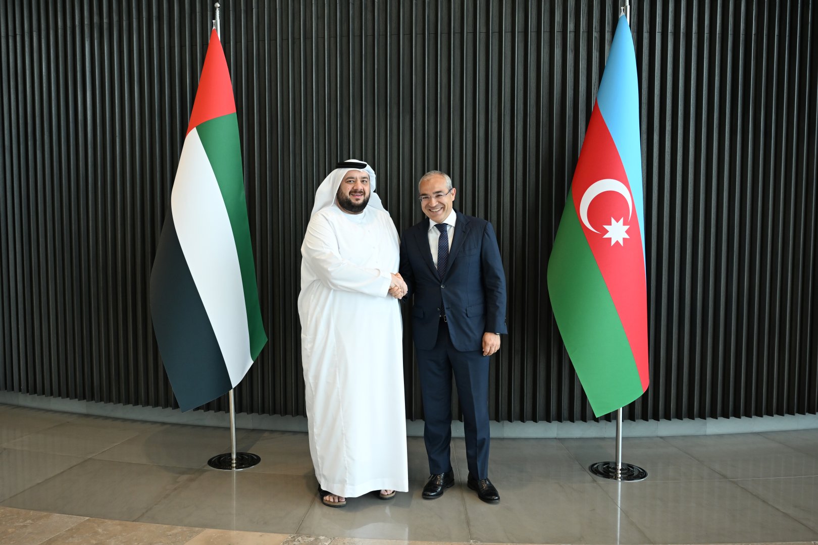 Azerbaijan, UAE touch on development of partnership relations