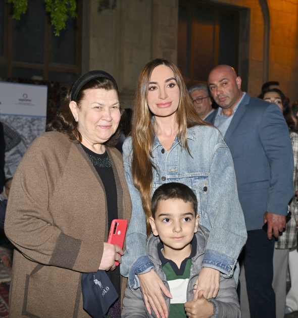 Heydar Aliyev Foundation VP Leyla Aliyeva and Head of Baku Media Center Arzu Aliyeva visit International Carpet Festival (PHOTO)