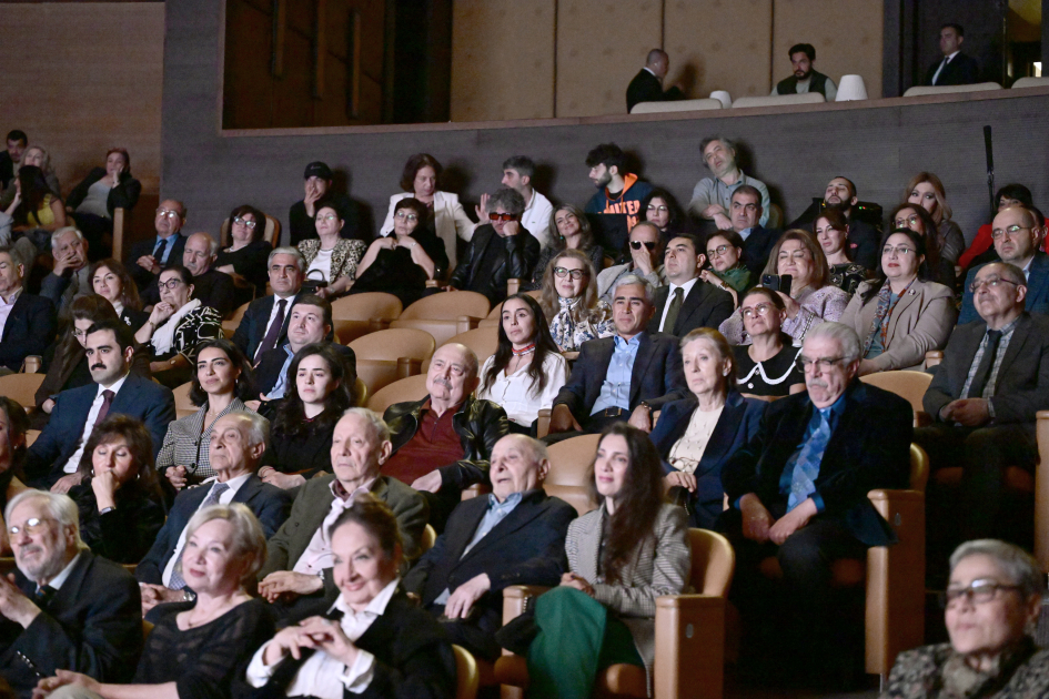 Heydar Aliyev Foundation VP Leyla Aliyeva attends creative night dedicated to Magsud Ibrahimbeyov’s 90th anniversary (PHOTO)