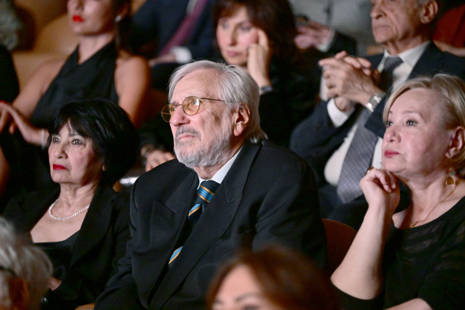 Heydar Aliyev Foundation VP Leyla Aliyeva attends creative night dedicated to Magsud Ibrahimbeyov’s 90th anniversary (PHOTO)